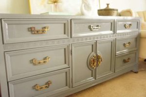 Simple and Easy Kitchen Cabinet Updates