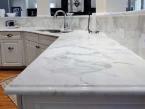 Quartz and White Marble Continue Trending